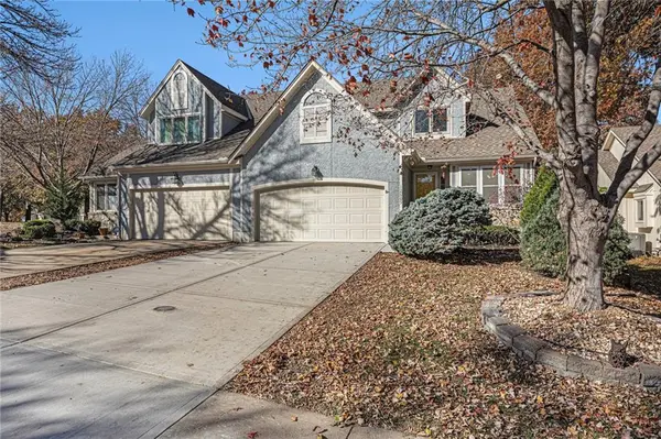 12605 Glenwood ST, Leawood, KS 66209