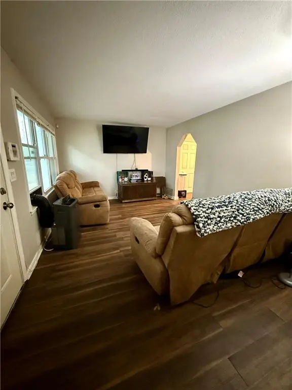 7426 Indiana AVE, Kansas City, MO 64132