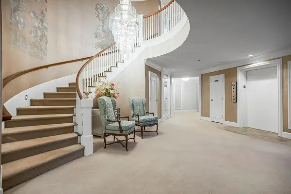 9100 Lamar AVE #107, Overland Park, KS 66207