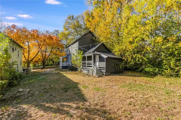 2612 E 10th ST, Kansas City, MO 64127