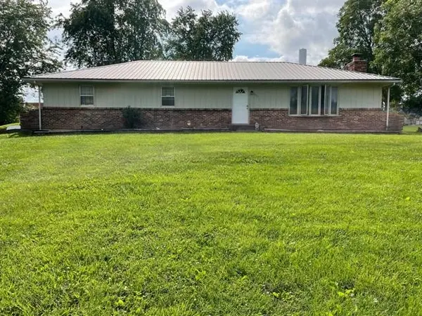 431 E Elm ST,  Cowgill,  MO 64637