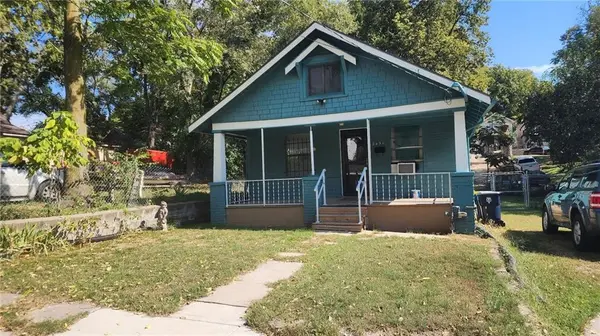 2451 Poplar AVE, Kansas City, MO 64127