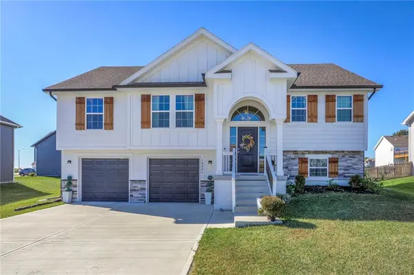 10206 N Quincy AVE, Kansas City, MO 64156