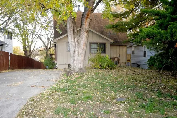 4123 Lloyd ST, Kansas City, KS 66103