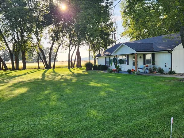 34361 W 363rd ST, Osawatomie, KS 66064
