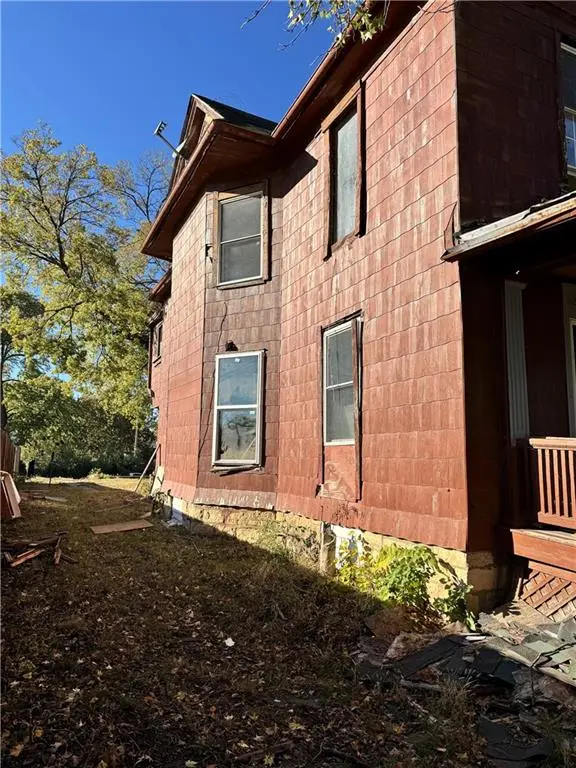 509 SW Taylor ST, Topeka, KS 66603