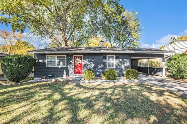 3513 Jackson ST, St Joseph, MO 64507