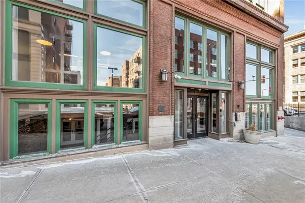 700 Broadway BLVD #310, Kansas City, MO 64105