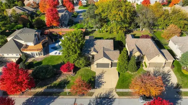 11792 W 144TH PL, Olathe, KS 66062
