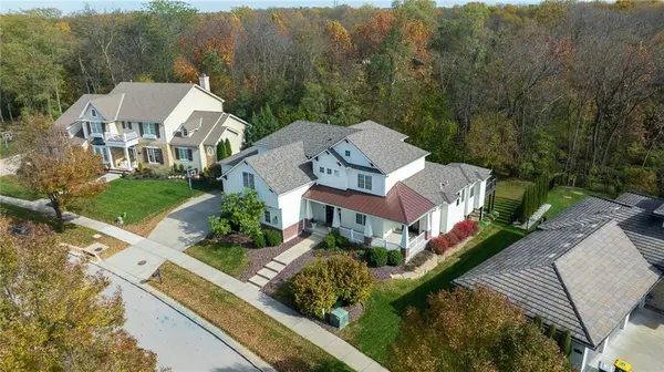 8719 N Sycamore AVE, Kansas City, MO 64157