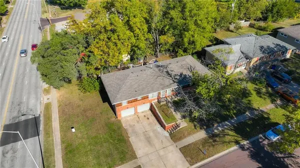 8616-18 W 78th TER, Overland Park, KS 66204