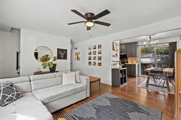 817 S Sunset DR, Olathe, KS 66061