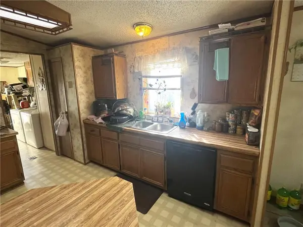 24119 lacey RD, Smithton, MO 65350