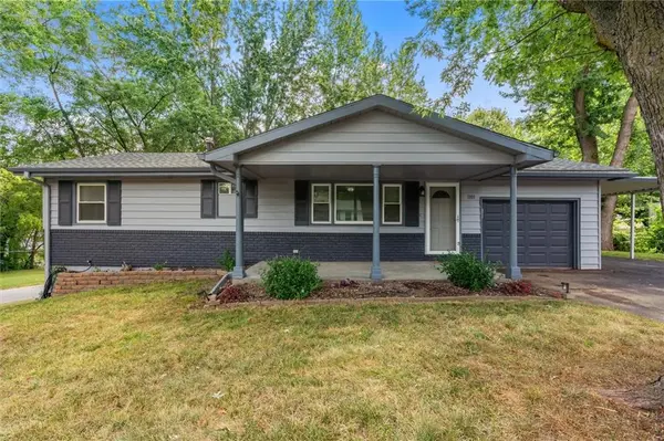 1101 WILLIAMS ST, Excelsior Springs, MO 64024