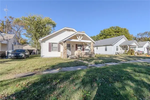 1412 W 6th ST, Coffeyville, KS 67337
