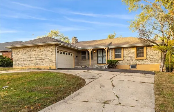 4300 E 104TH ST, Kansas City, MO 64137