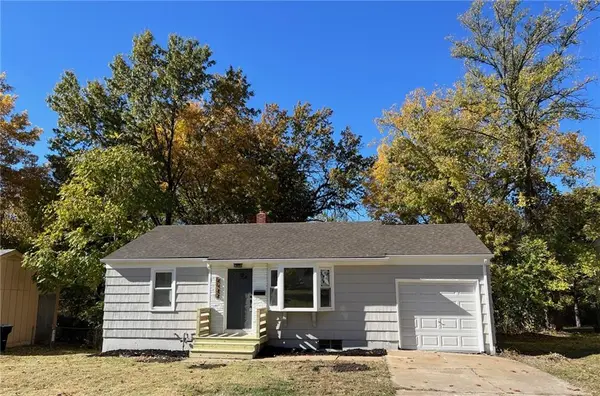 6400 Kentucky AVE, Raytown, MO 64133