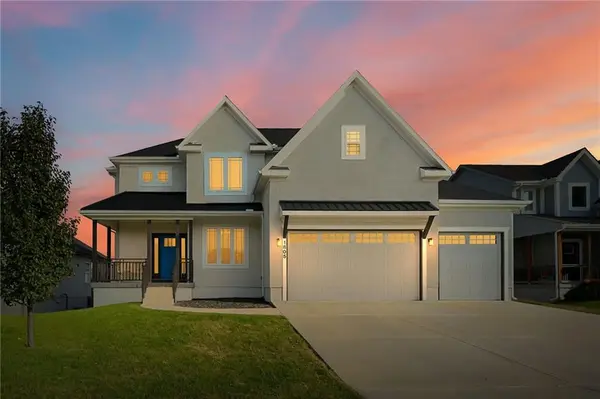 1805 NW Tayler CT, Grain Valley, MO 64029