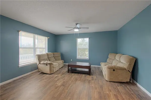 1510 Yecker AVE, Kansas City, KS 66104