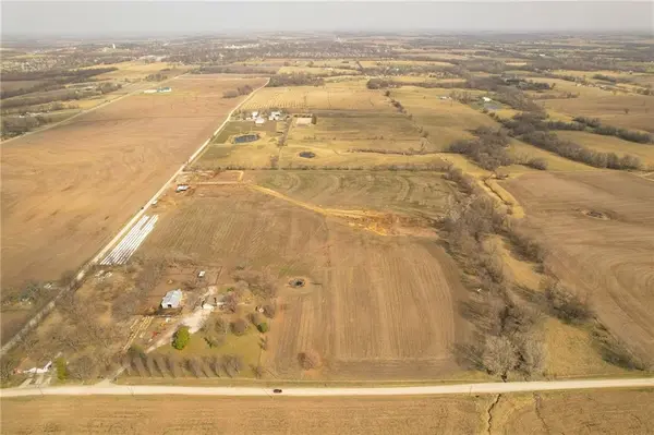 Lot 7 Hope LN, Odessa, MO 64076