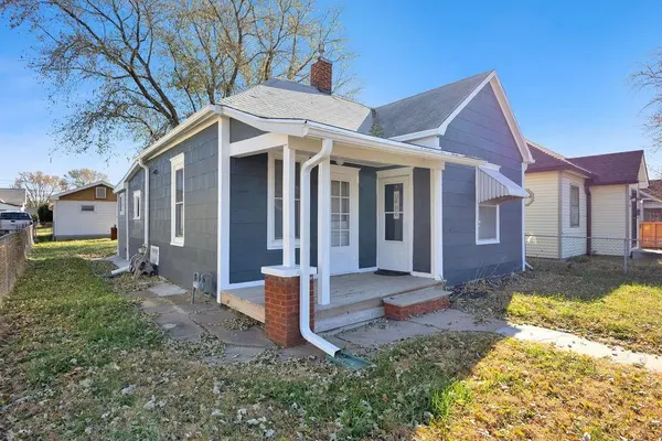 6205 Grant ST, St Joseph, MO 64504