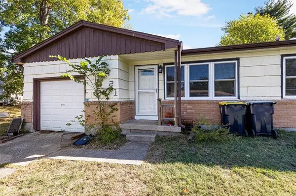 8921 N Charlotte ST, Kansas City, MO 64155
