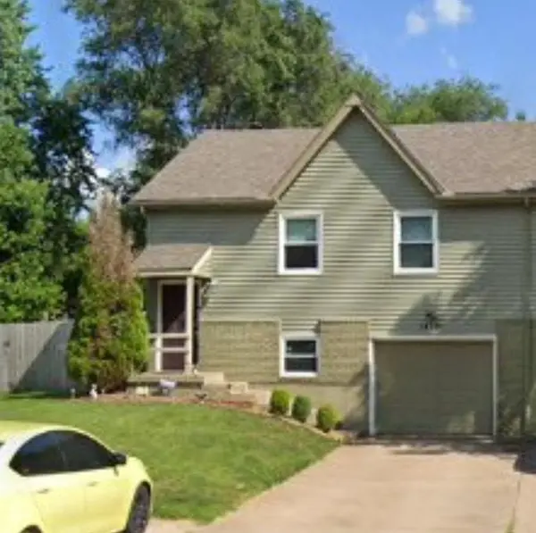 14101 W 88th PL, Lenexa, KS 66215