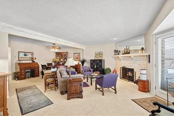 8333 Lowell AVE #4, Overland Park, KS 66212