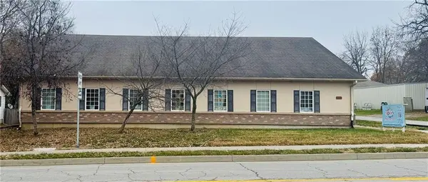 307 S Jefferson ST, Kearney, MO 64060