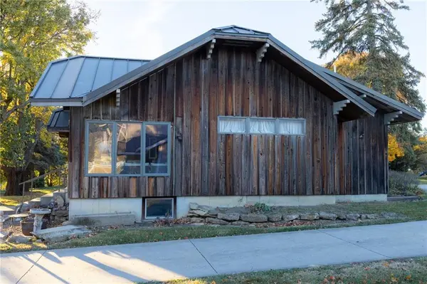 601 W US 71 HWY, Savannah, MO 64485