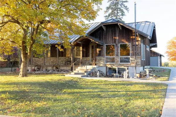 601 W US 71 HWY, Savannah, MO 64485