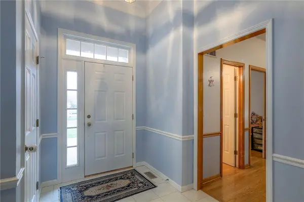 5327 W 122nd TER, Overland Park, KS 66209