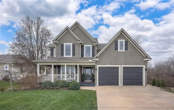 15245 Linden CT, Bonner Springs, KS 66012