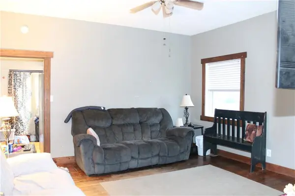 12279 S Docking ST, Burlingame, KS 66413