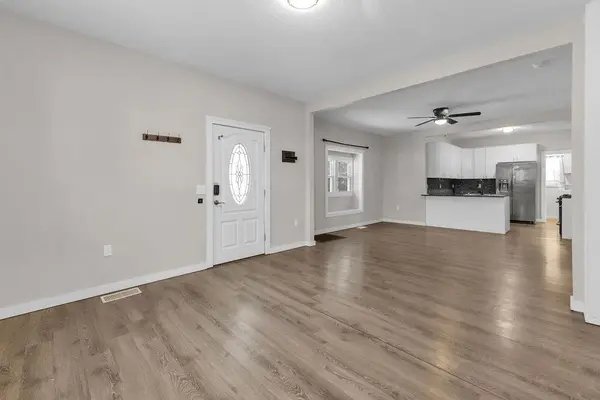 2924 Felix ST, St Joseph, MO 64501