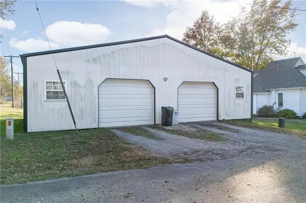 607 Saint Joseph BLVD, Bolckow, MO 64427