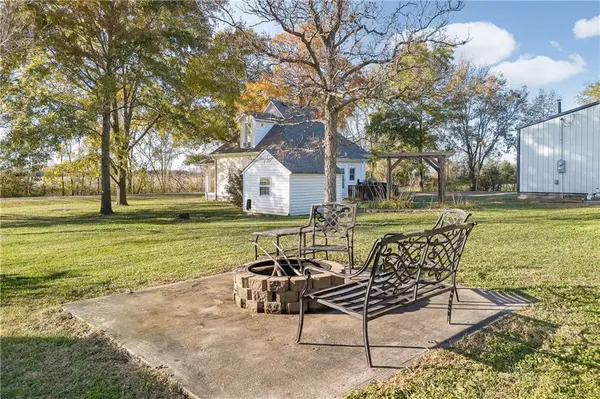 607 Saint Joseph BLVD, Bolckow, MO 64427