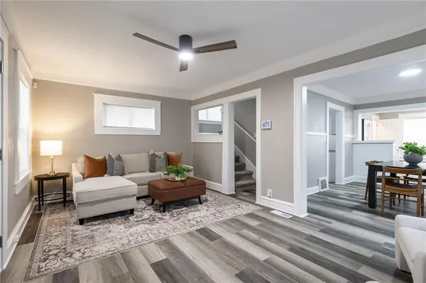 5629 HIGHLAND AVE, Kansas City, MO 64110