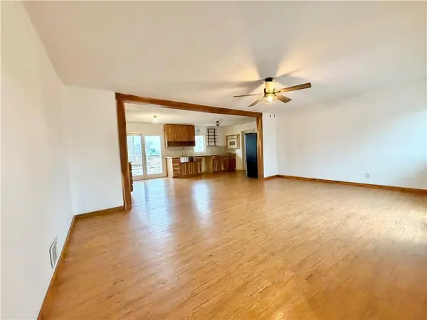 299 S Lynn ST, Dover, MO 64022