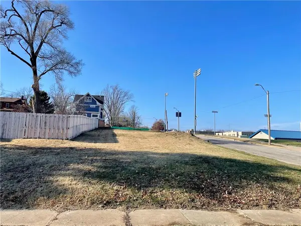 5400 Lydia AVE, Kansas City, MO 64110