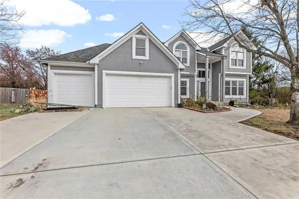 14009 Lowell AVE, Overland Park, KS 66223