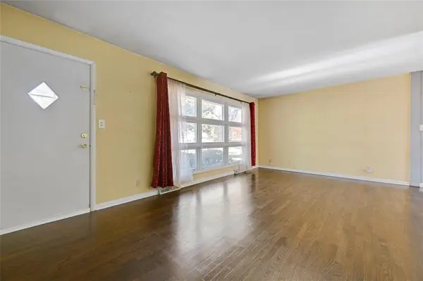 405 W 101st ST, Kansas City, MO 64114