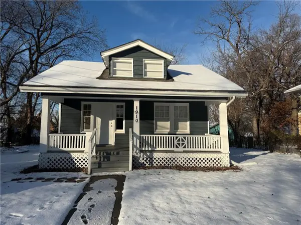 1910 E 80th ST, Kansas City, MO 64132