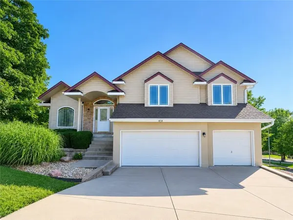 6958 N Atkins AVE, Kansas City, MO 64152