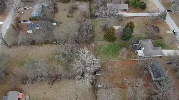 13609 Spruce AVE, Grandview, MO 64030