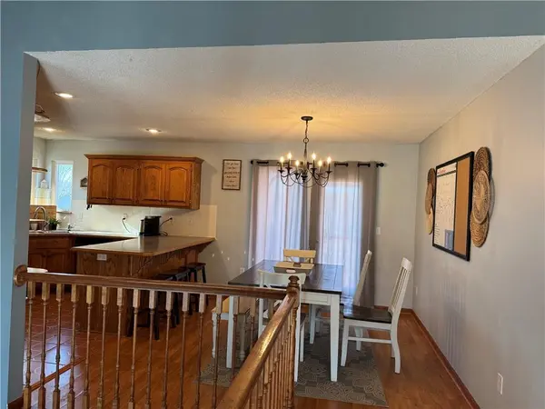 300 N Hickory ST, Gardner, KS 66030