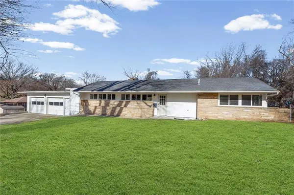 12012 E 37th ST #S, Independence, MO 64052