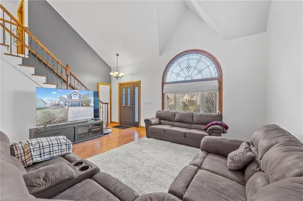 15206 Foster ST, Overland Park, KS 66223