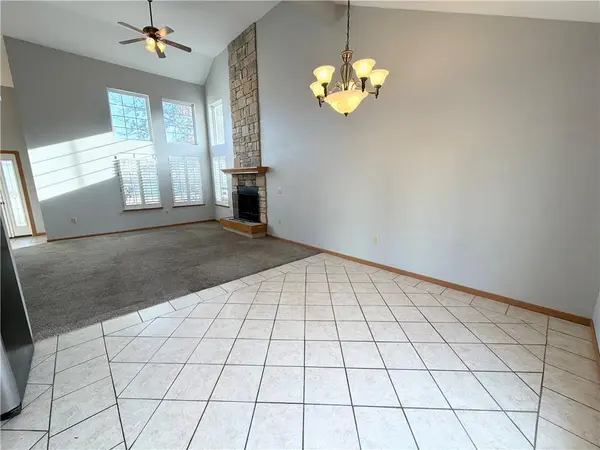 130 NW 171 RD, Warrensburg, MO 64093
