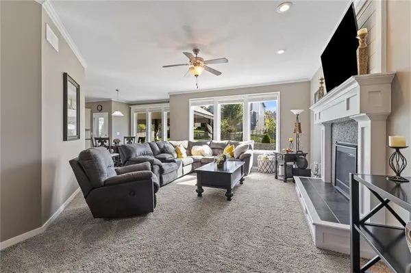 1073 N Sumac ST, Olathe, KS 66061